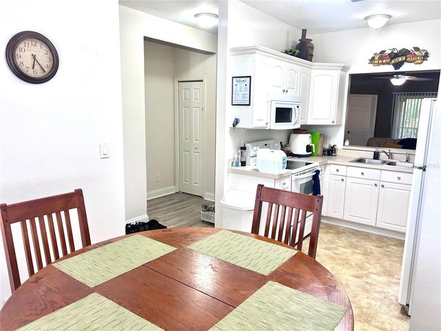 8842 CORAL PALMS COURT B, Kissimmee, FL 34747