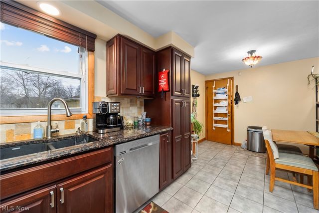 1808 W 42nd Street, Lorain, OH 44053