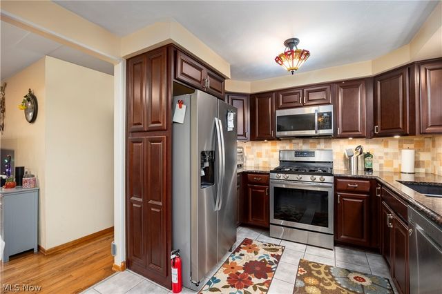 1808 W 42nd Street, Lorain, OH 44053