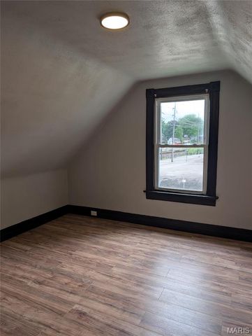 506 N 17th Street, Belleville, IL 62226