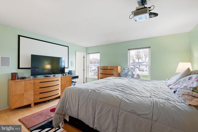 337 NICHOLAS CT, Wilmington, DE 19808