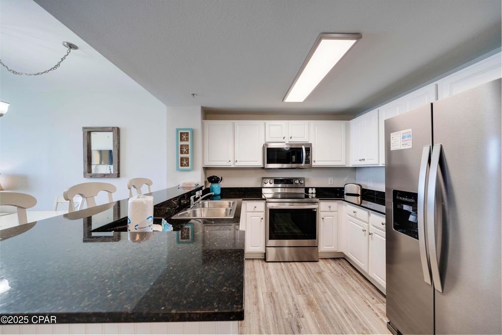 Image 10 of property listing at 15817 Front Beach Road 1-1802, Panama City Beach, FL 32413