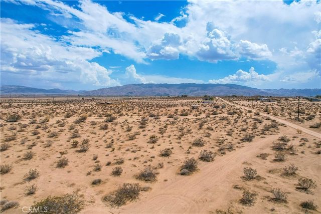 71123 Indian, 29 Palms, CA 92277