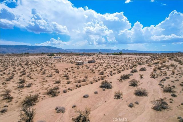 71123 Indian, 29 Palms, CA 92277