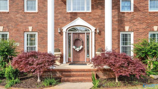 281 River Cove Road, Huntsville, AL 35811