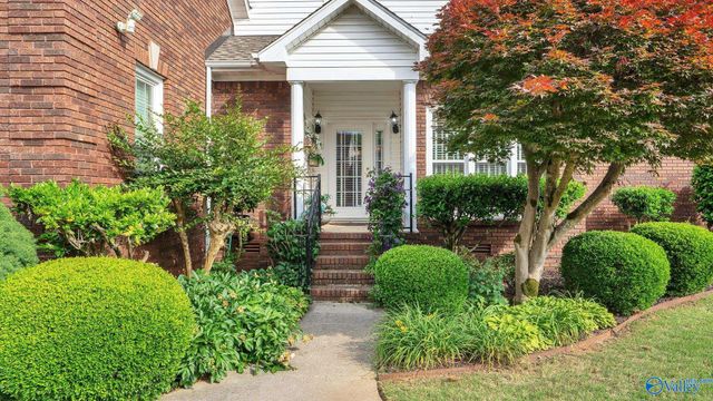281 River Cove Road, Huntsville, AL 35811