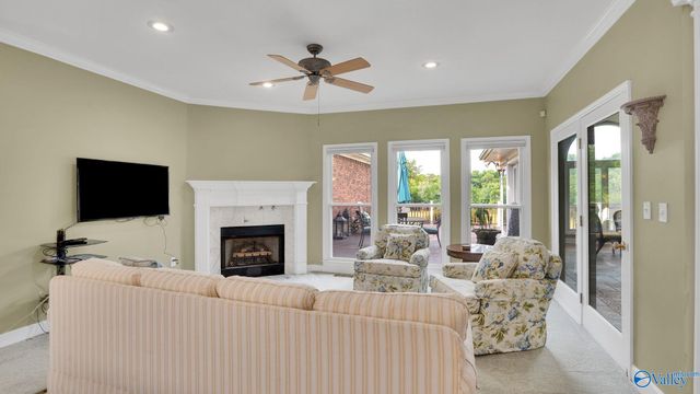 281 River Cove Road, Huntsville, AL 35811