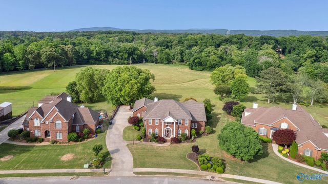 281 River Cove Road, Huntsville, AL 35811