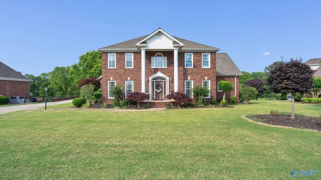 281 River Cove Road, Huntsville, AL 35811