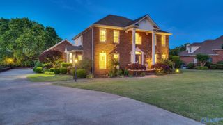 281 River Cove Road, Huntsville, AL 35811