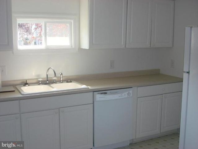 17813 WILLOW RD, Dumfries, VA 22026