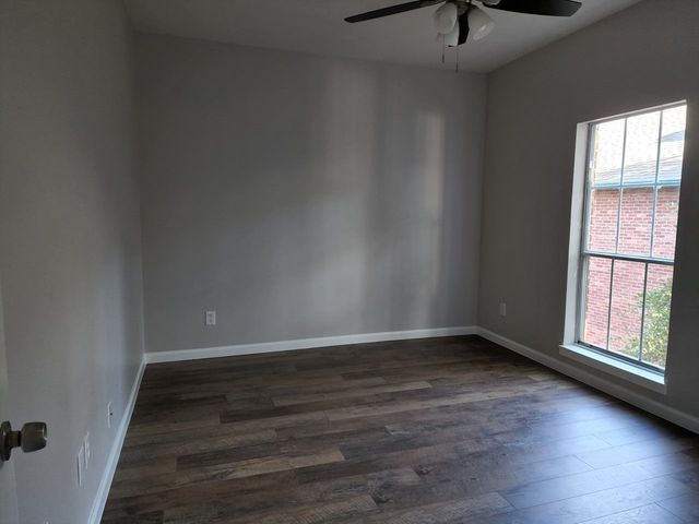 8601 Park Lane 738, Dallas, TX 75231