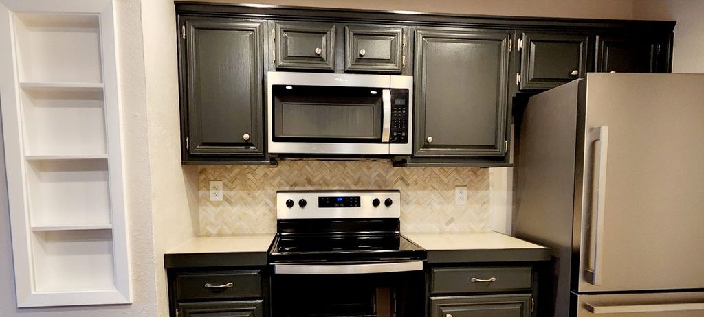 8601 Park Lane 738, Dallas, TX 75231