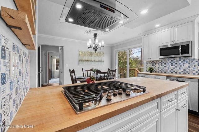 3232 Radiance Rd, Louisville, KY 40220