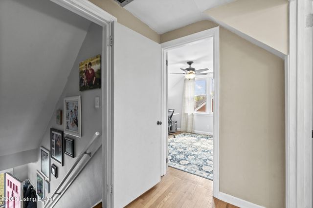 3232 Radiance Rd, Louisville, KY 40220