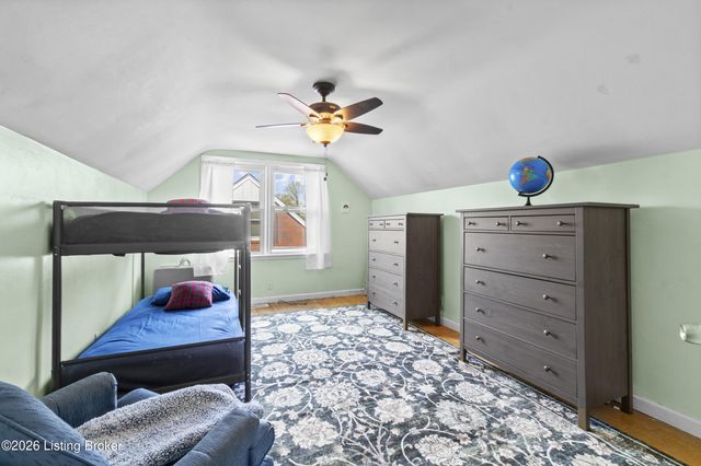 3232 Radiance Rd, Louisville, KY 40220