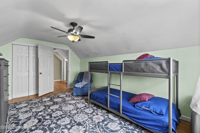 3232 Radiance Rd, Louisville, KY 40220