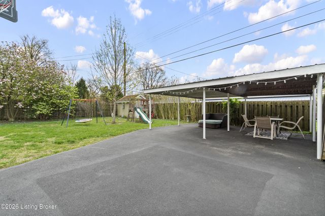 3232 Radiance Rd, Louisville, KY 40220