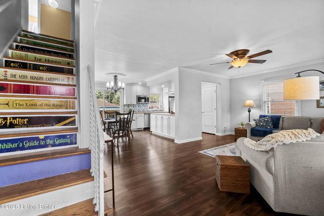 3232 Radiance Rd, Louisville, KY 40220