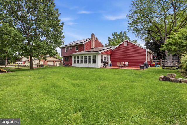 1072 LAMBLEY RD, Landisville, PA 17538