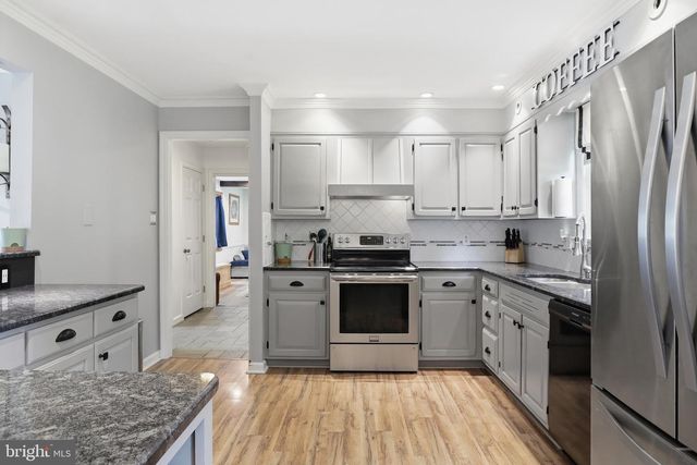 1072 LAMBLEY RD, Landisville, PA 17538