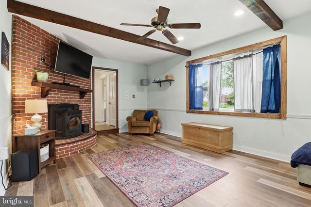 1072 LAMBLEY RD, Landisville, PA 17538