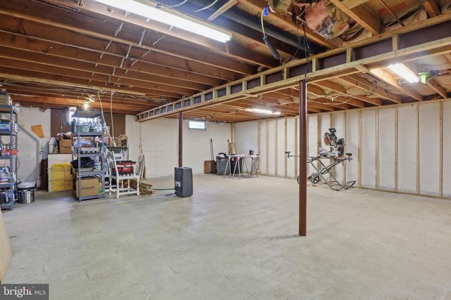 1072 LAMBLEY RD, Landisville, PA 17538