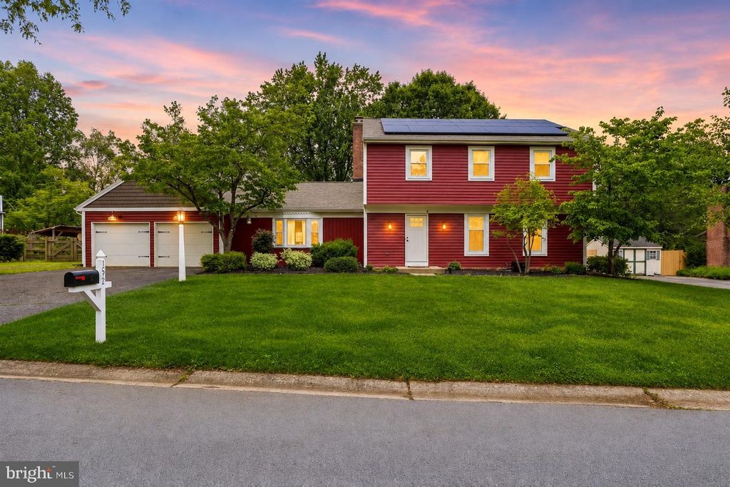 1072 LAMBLEY RD, Landisville, PA 17538