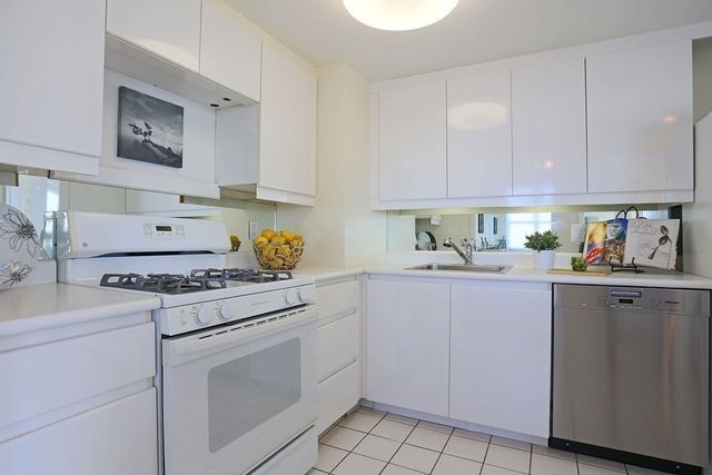 170 Tremont Street 1803, Boston, MA 02111