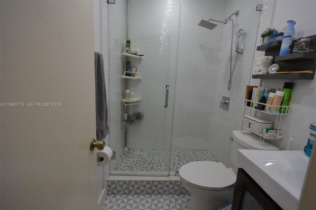 890 E 38th Street, Hialeah, FL 33013