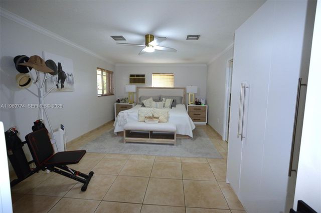 890 E 38th Street, Hialeah, FL 33013