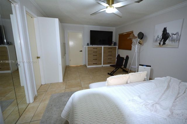 890 E 38th Street, Hialeah, FL 33013