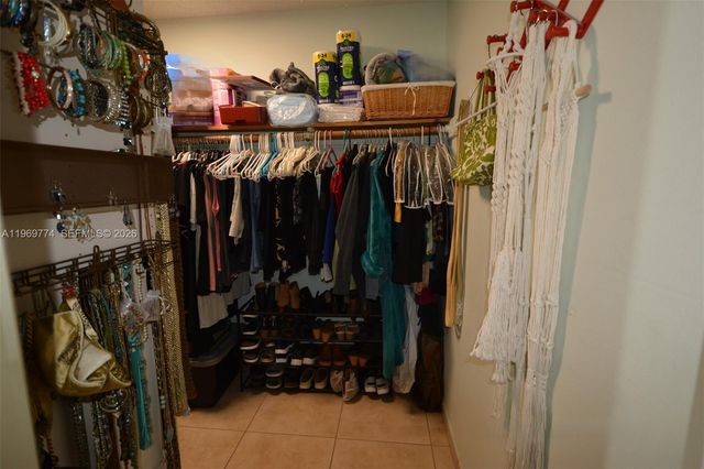 890 E 38th Street, Hialeah, FL 33013