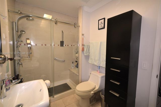 890 E 38th Street, Hialeah, FL 33013