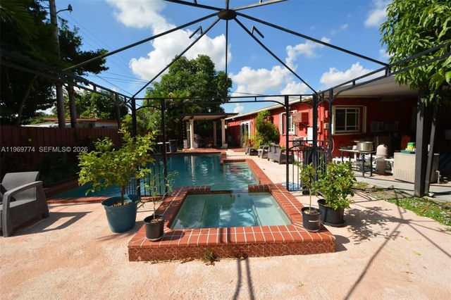 890 E 38th Street, Hialeah, FL 33013