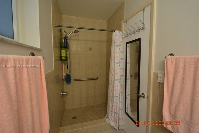 890 E 38th Street, Hialeah, FL 33013