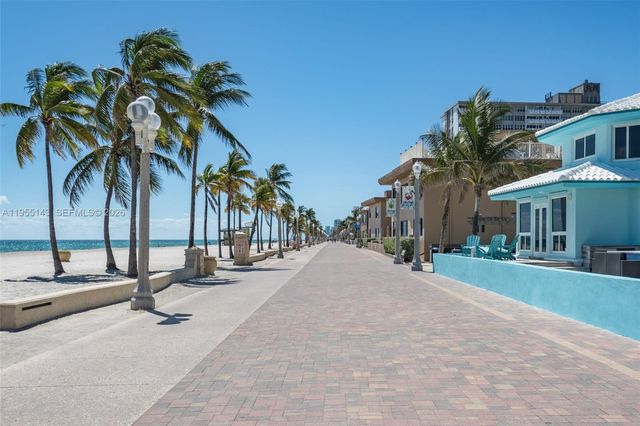 3300 N Surf Rd 17A, Hollywood, FL 33019