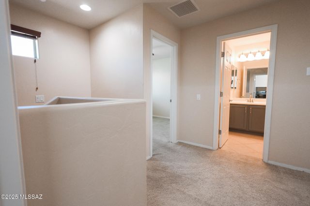 21607 E Homestead Drive, Red Rock, AZ 85145