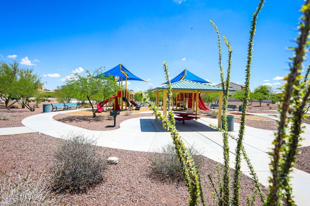 21607 E Homestead Drive, Red Rock, AZ 85145