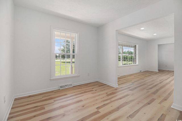 3114 Cultra Rd., Conway, SC 29526