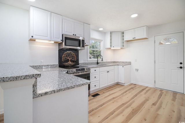 3114 Cultra Rd., Conway, SC 29526