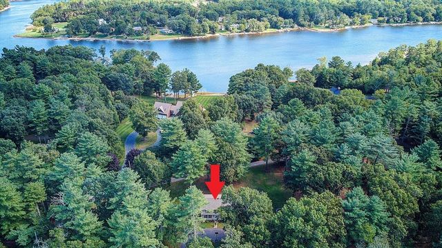 231 Shady Valley Rd, Coventry, RI 02816