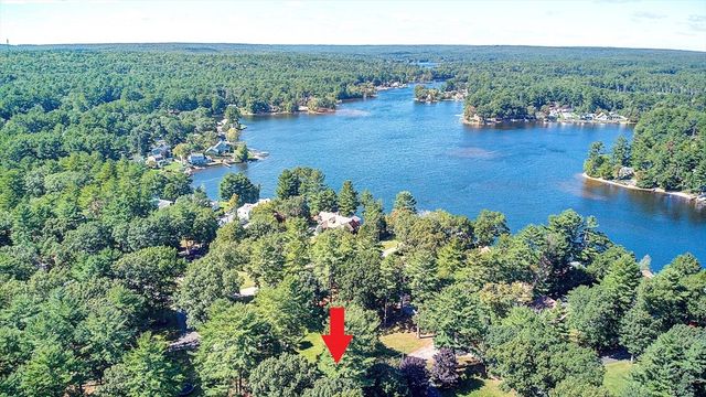 231 Shady Valley Rd, Coventry, RI 02816