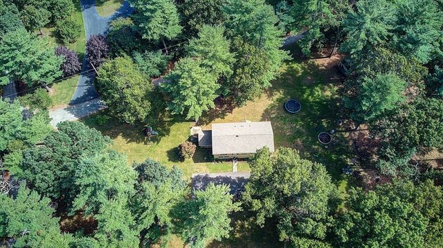 231 Shady Valley Rd, Coventry, RI 02816