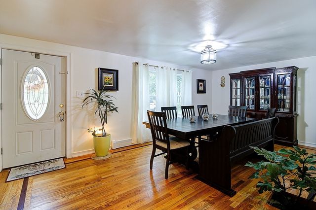 231 Shady Valley Rd, Coventry, RI 02816
