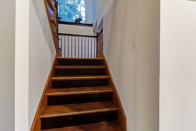 231 Shady Valley Rd, Coventry, RI 02816