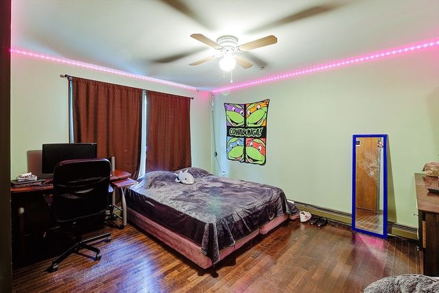 231 Shady Valley Rd, Coventry, RI 02816