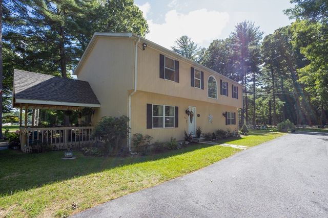 231 Shady Valley Rd, Coventry, RI 02816