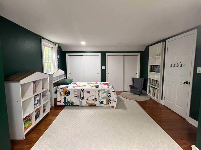 325 Merriam St, Weston, MA 02493