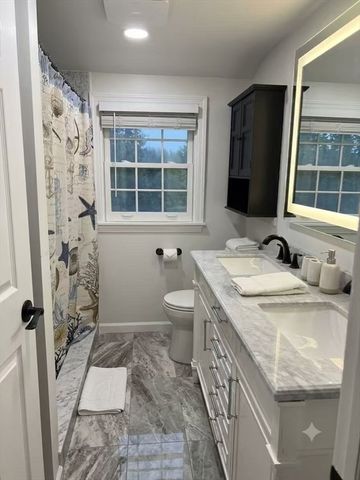 325 Merriam St, Weston, MA 02493